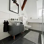 Appartement Schoene In Zentrum