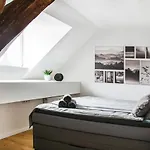 Appartement Schoene In Zentrum